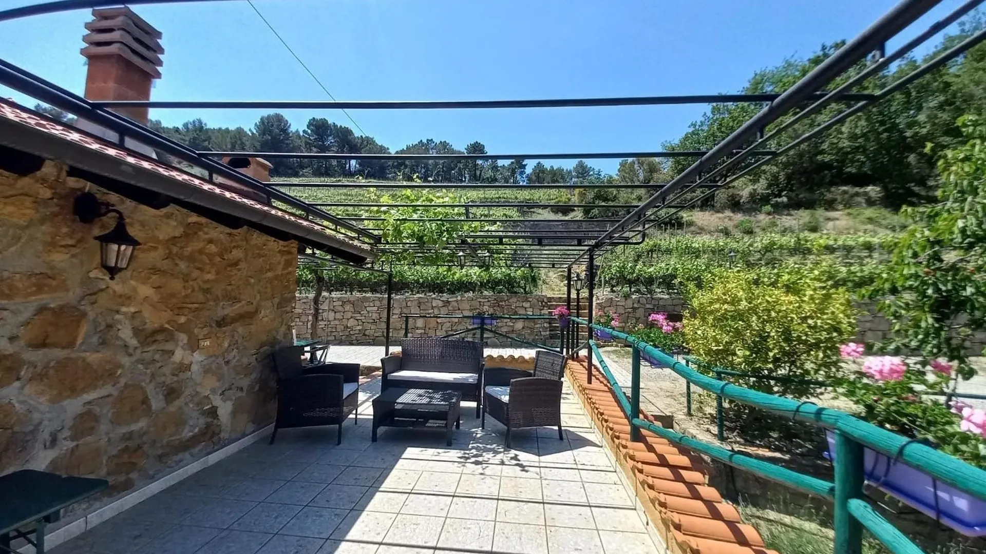 Casetta Mari Immersa In Un Vigneto Dolceacqua Holiday home